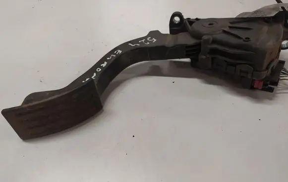 Mazda 3 I Accelerator throttle pedal 4M519F836AH 6PV00864101