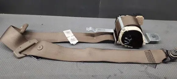 Jaguar S-Type Front seatbelt