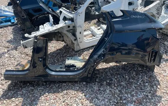 Opel Grandland X Rear quarter panel 