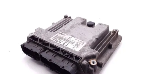 Toyota Auris 150 Engine control unit/module 0281013413 8966102E10 1039S28734