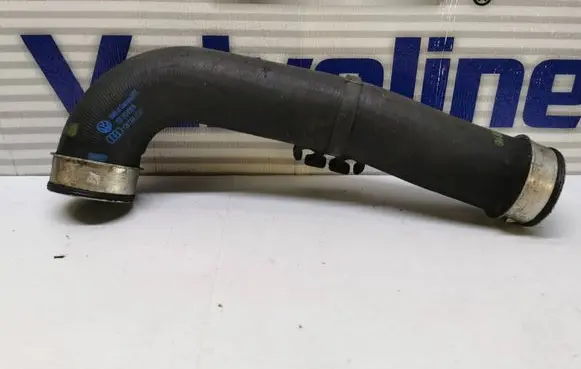 Volkswagen Golf V Intercooler hose/pipe 1K0145833N