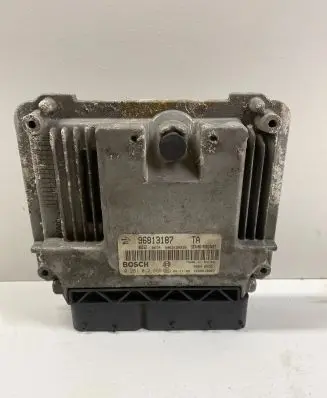 Chevrolet Captiva Engine control unit/module 96813187 5063120235 0281012695