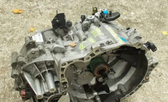 Mitsubishi Space Star Manual 5 speed gearbox MR915426 T120545 142M56L2