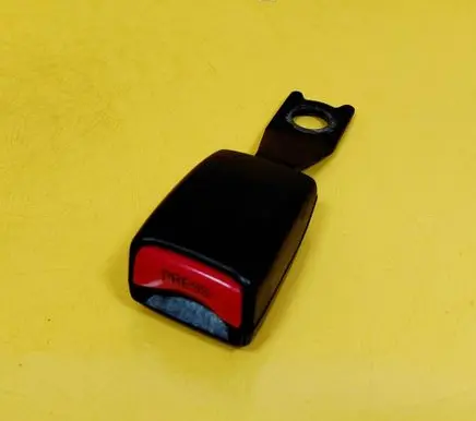 Suzuki Ignis Front seatbelt buckle 