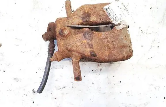 Suzuki SX4 Front brake caliper