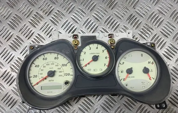 Speedometer (instrument cluster)
