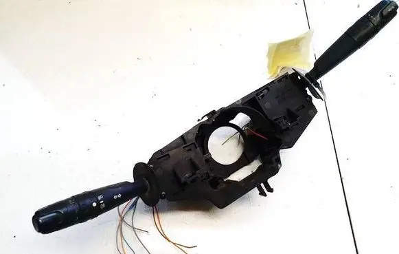 Peugeot 406 Wiper turn signal indicator stalk/switch 96378815zl 61557024
