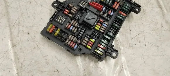 BMW M5 Fuse box set 9252813
