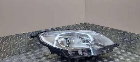 Peugeot 2008 I Headlight/headlamp 90106473 9815402980