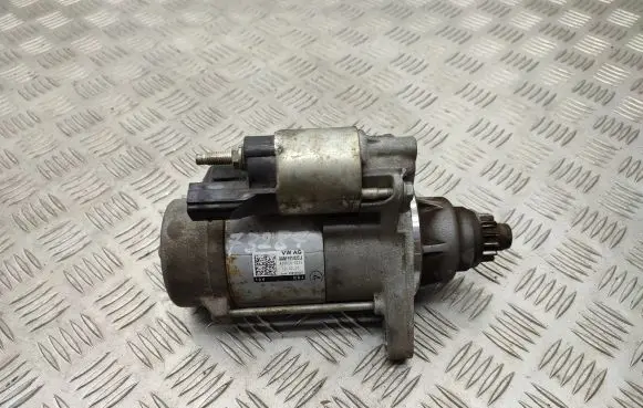 Volkswagen Golf VII Starter motor 0AM911023J