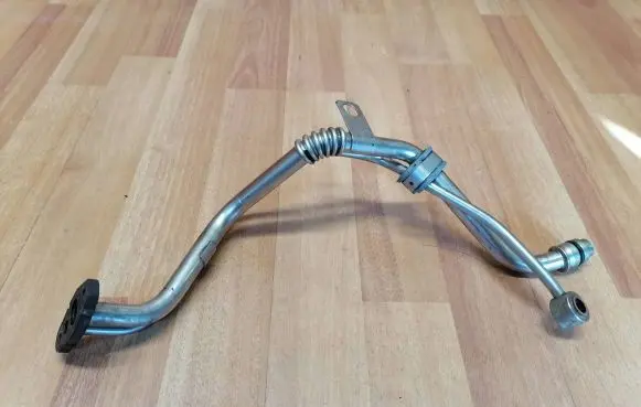 Renault Espace - Grand espace IV Turbo turbocharger oiling pipe/hose 8200540552 640552 8200533451