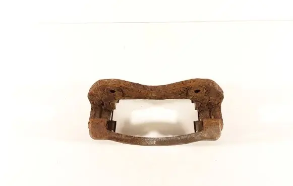 SsangYong Kyron Front Brake Caliper Pad/Carrier BC412035