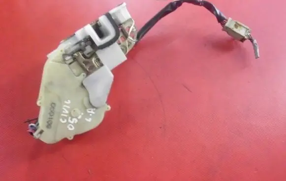 Honda Civic Front door lock
