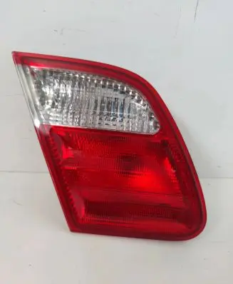 Mercedes-Benz E W210 Tailgate rear/tail lights A2108204164