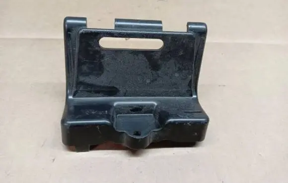 Citroen DS3 Bumper support mounting bracket corner 9807652277