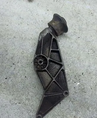 Audi A4 S4 B5 8D Gearbox mounting bracket 8D0199343D