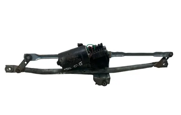 Volkswagen PASSAT B5 Wiper motor 8D1955113A 0390241132 9964763