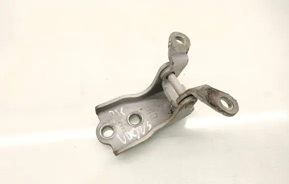 Opel Antara Front door upper hinge 
