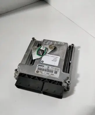 BMW X3 E83 Engine control unit/module 7805349 031621265 0281014176