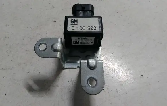 Opel Vectra C Acceleration sensor 13106523