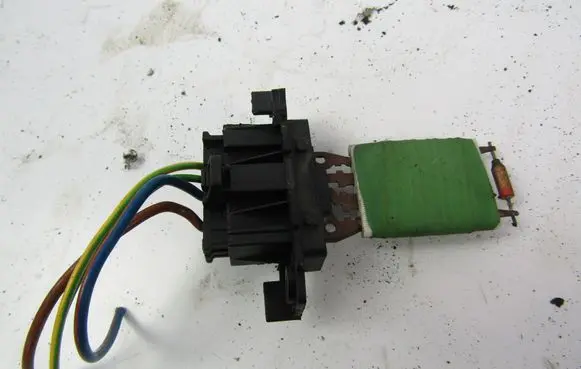 Peugeot Bipper Heater blower motor/fan resistor 