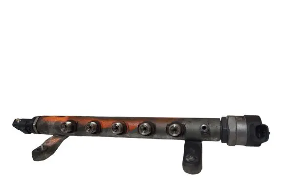 Fuel main line pipe