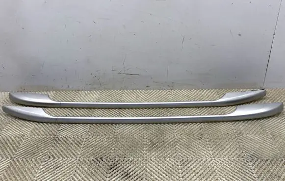 Roof bar rail