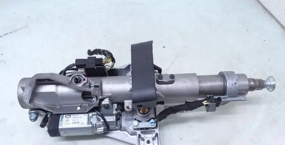 Mercedes-Benz CLS C219 Steering wheel axle set A2114620120 A2114603116 A2205400288