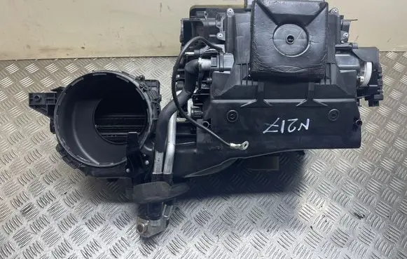 BMW 3 E90 E91 Interior heater climate box assembly 22527010 9226601 CZ4431707621