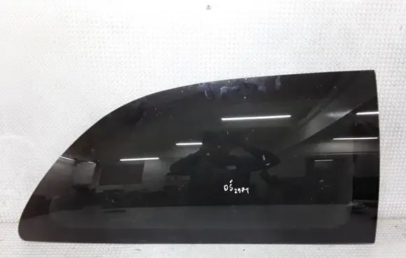 Chrysler Voyager Rear side window