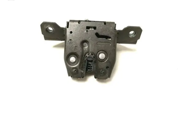 Loading door lock