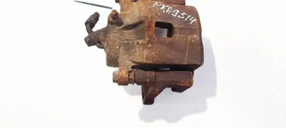 Toyota RAV 4 (XA20) Front brake caliper