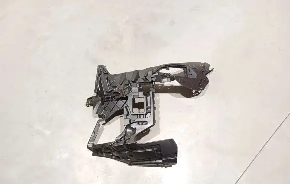 BMW X5 G05 Front bumper mounting bracket 51118085627 8085627