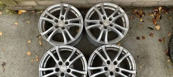 Opel Astra J R16 alloy rim 