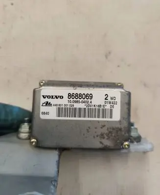 Volvo V70 ESP acceleration yaw rate sensor 8688069