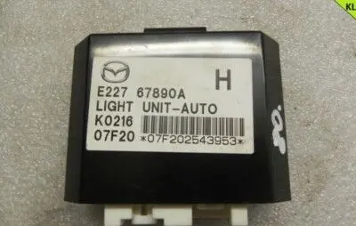 Mazda CX-7 Light module LCM E22767890A