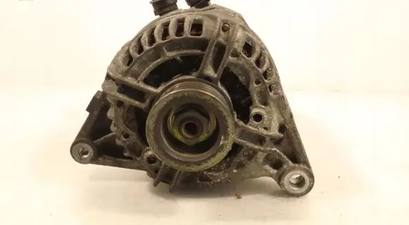 Toyota Avensis T250 Generator/alternator 220300D140B
