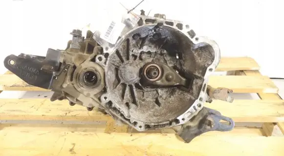 Hyundai i30 Manual 5 speed gearbox T9J5F