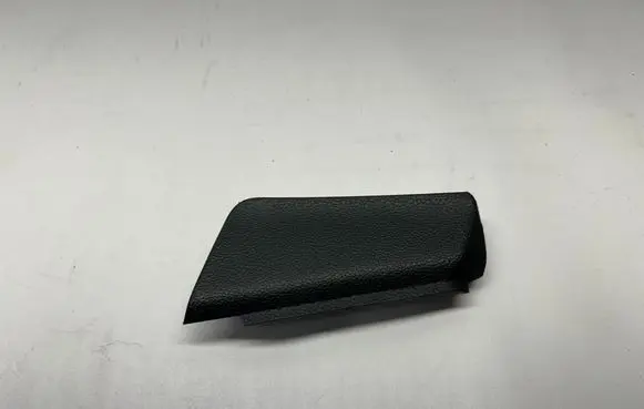 Ford Mustang VI Dashboard glove box trim FR3B63044F46A