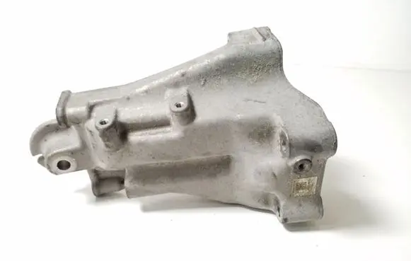 Mercedes-Benz SLK R172 Engine mounting bracket A6512234104