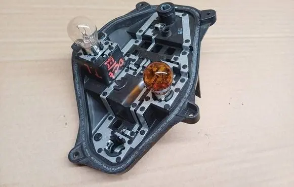 Skoda Octavia Mk3 (5E) Rear/tail lights 18477101