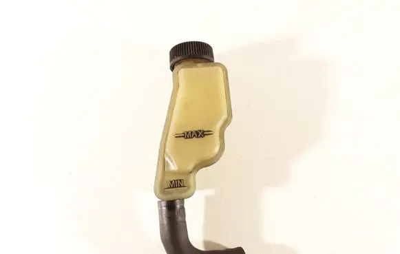 Mazda 3 I Power steering fluid tank/reservoir 07C227