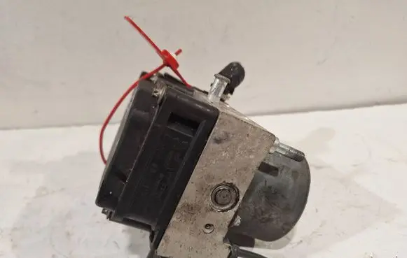 Peugeot 107 ABS Pump 0265231579