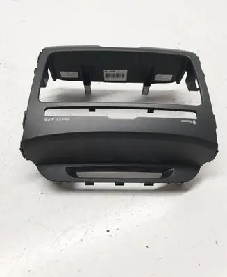 KIA Sportage Radio/GPS head unit trim U097813810