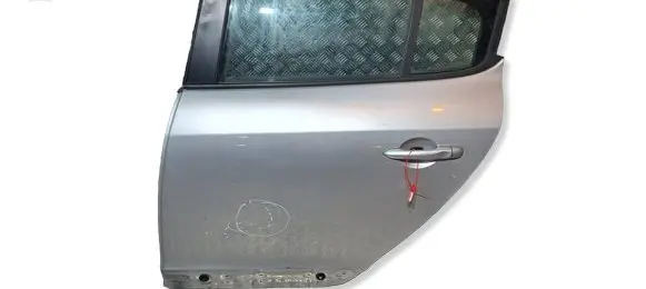 Renault Megane III Rear door S26301085