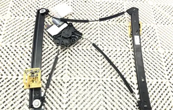 Volkswagen T-Cross Front door window regulator with motor 2Q2959405