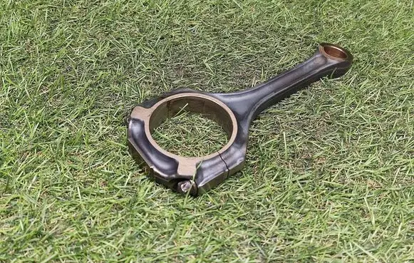 Mercedes-Benz E W212 Connecting rod/conrod A2760300020 A2760300320 A2760300420