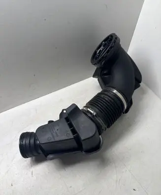 BMW 3 F30 F35 F31 Intake resonator 8601681 70604239 10737810
