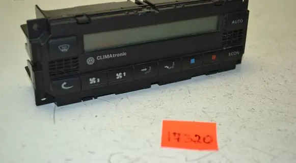 Volkswagen PASSAT B5 Climate control unit 3B2907044C