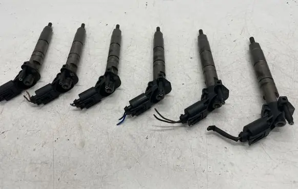 Mercedes-Benz E W211 Fuel injectors set A6420700487